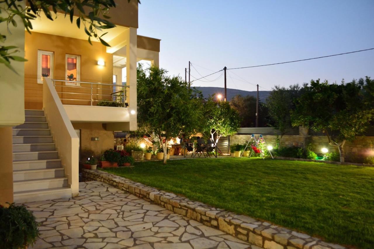 Fou'S Luxury Apartment Nafpaktos Exterior photo